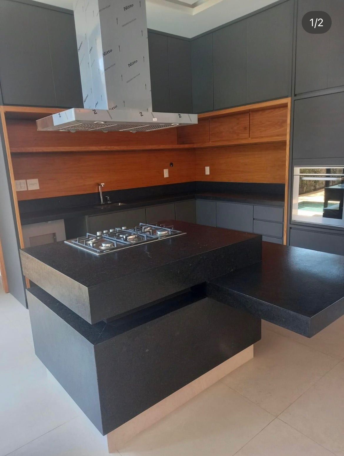 WhatsApp Image 2025-11-25 at 23.00.40